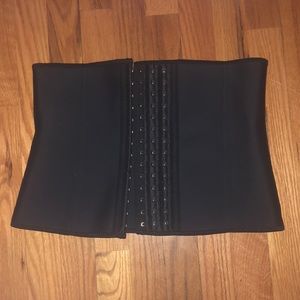 Waist trainer/Corset‼️